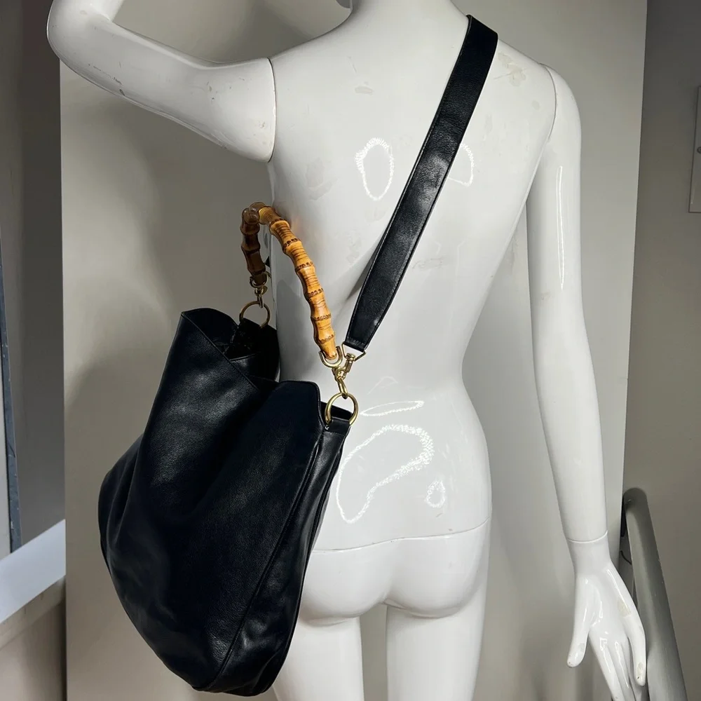Gucci Black Leather Curved Bamboo Handle Leather Strap Crossbody Bag - Picture 3 of 11